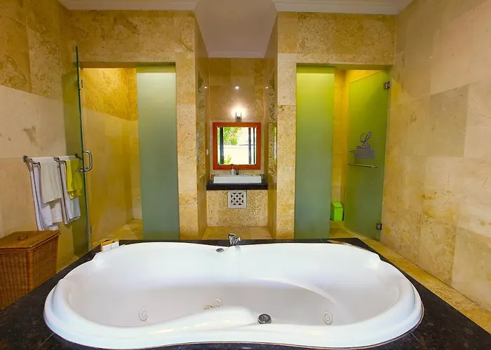 Private Pool Villas Kuta Bali