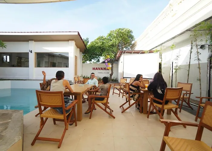 Private Pool Villas Kuta Bali *