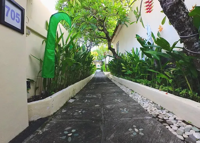 Private Pool Villas Kuta Bali *