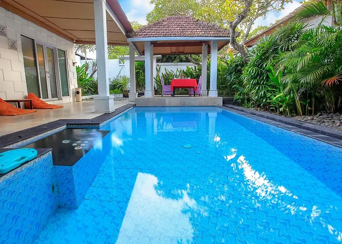 Private Pool Villas Kuta Bali *